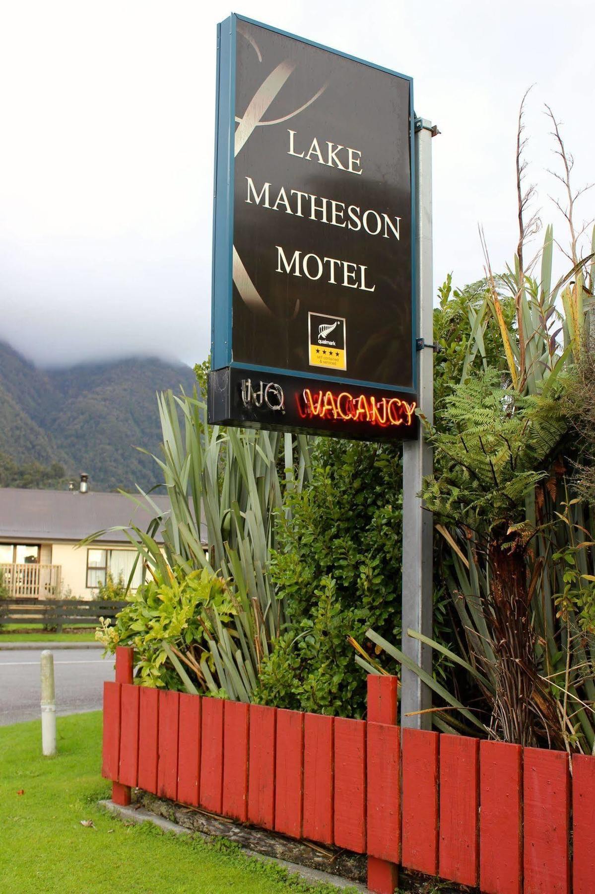 Lake Matheson Motel Glaciar Fox Exterior foto